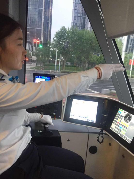 1525251002847992.png 2.png