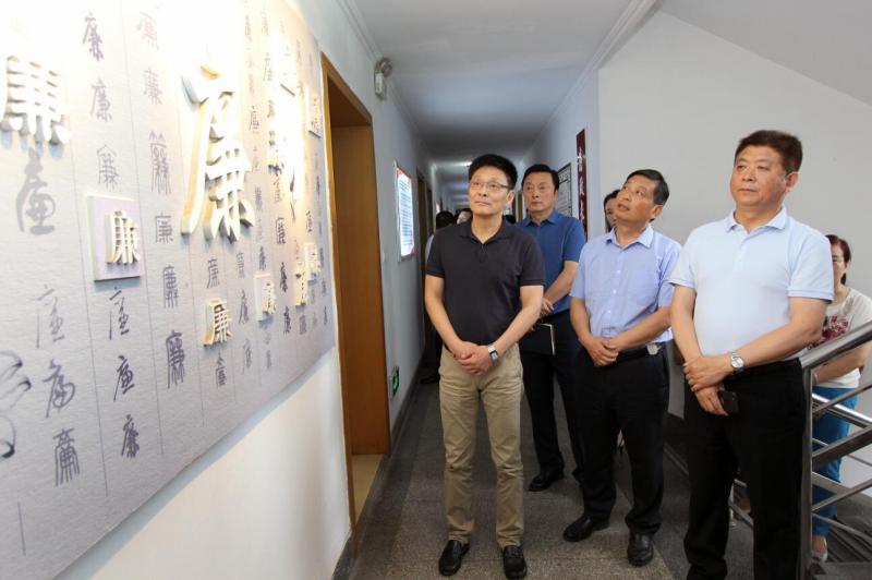 1529978148396668.jpg 2018bannianduhangfengzuofengtuijinhui2.jpg