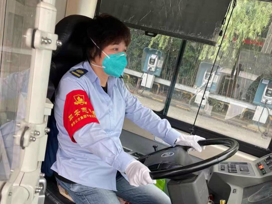 C:\Users\Acer\Desktop\8月宣傳工作\傳集團(tuán)文件\二公司公交夫妻倆 并肩戰(zhàn)疫情\照片 (朱晨)\2.jpg C:\Users\Acer\Desktop\8月宣傳工作\傳集團(tuán)文件\二公司公交夫妻倆 并肩戰(zhàn)疫情\照片 (朱晨)\2.jpg