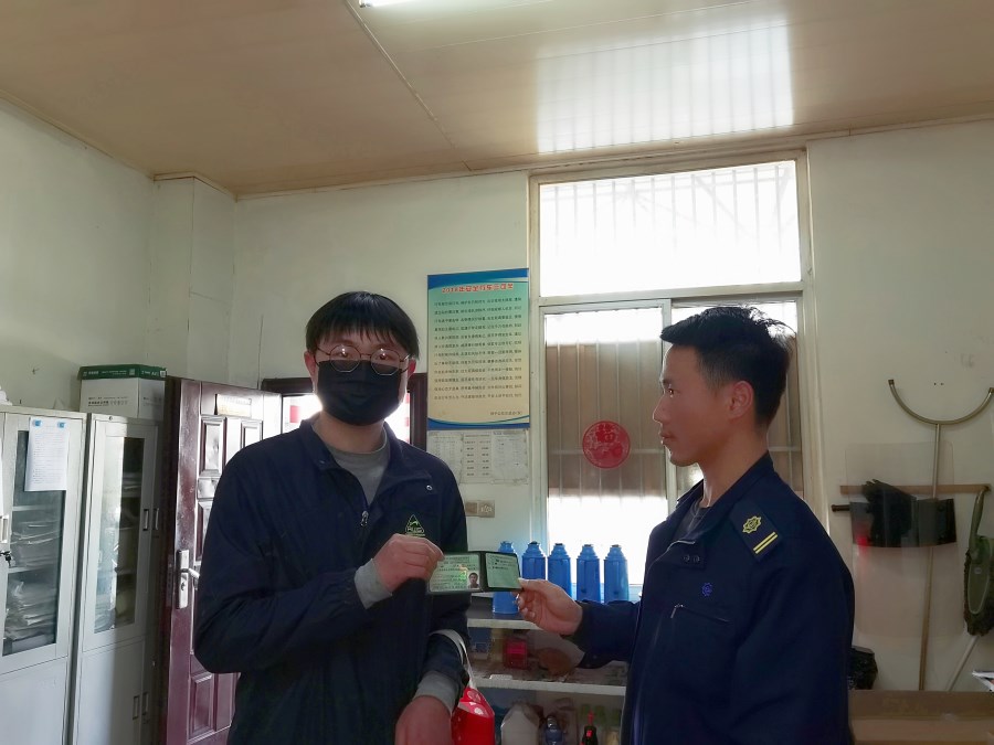 b4f295de8d7221e59430697f07b19b5.jpg b4f295de8d7221e59430697f07b19b5.jpg