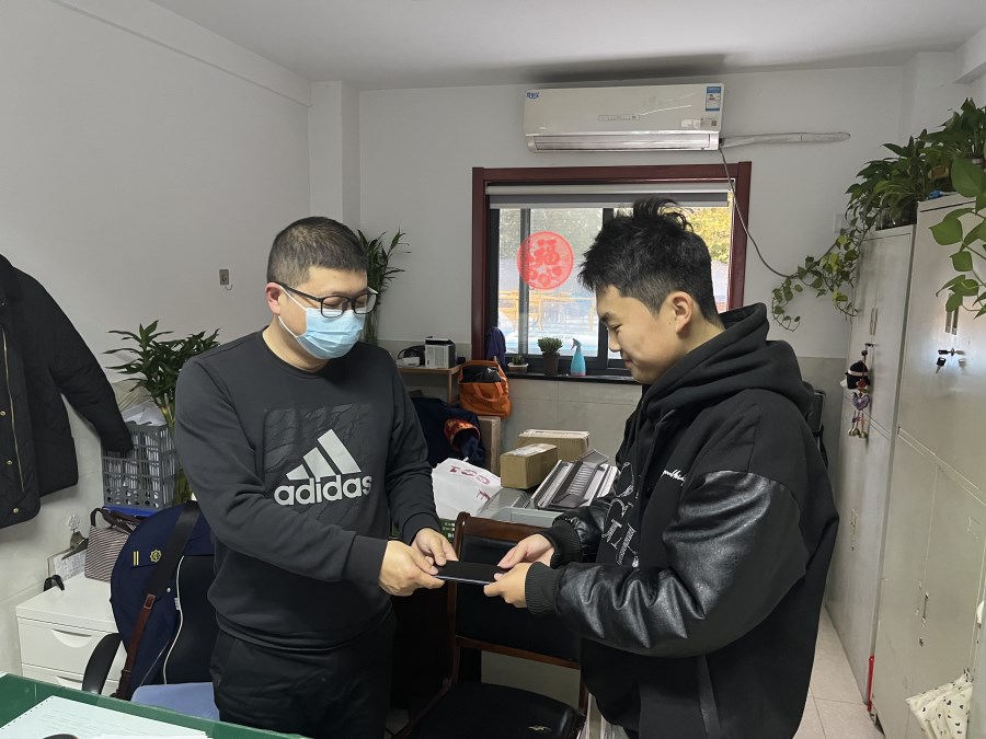 一學(xué)生夸贊31路司機(jī)好榜樣.jpg 一學(xué)生夸贊31路司機(jī)好榜樣.jpg