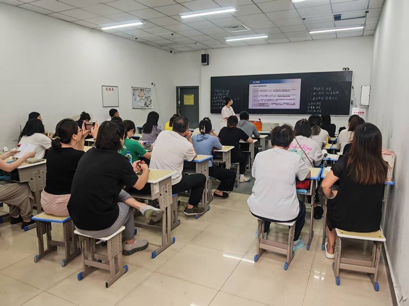 收銀審核班.jpg 收銀審核班.jpg